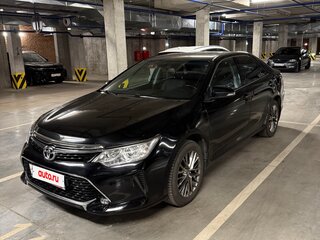 2015 Toyota Camry VII (XV50) Рестайлинг, чёрный, 1650000 рублей, вид 1