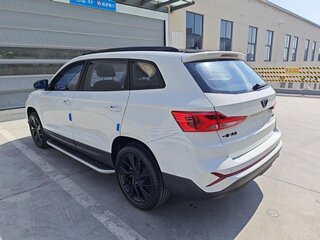 2023 Jetta VS7 I Рестайлинг 1, белый, 1380000 рублей, вид 4