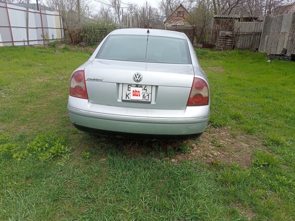 2003 Volkswagen Passat B5 Рестайлинг, серебристый, 320000 рублей - вид 1