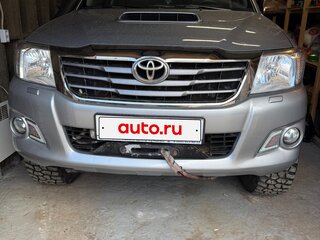 2014 Toyota Hilux VII Рестайлинг, серебристый, 3400000 рублей, вид 1