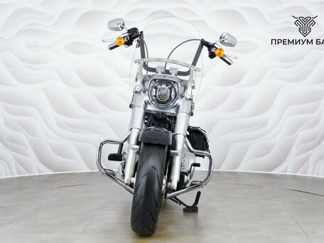 2017 Harley-Davidson Fat Boy, чёрный, 1779000 рублей, вид 4