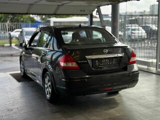 2010 Nissan Tiida I Рестайлинг, коричневый, 355000 рублей, вид 4