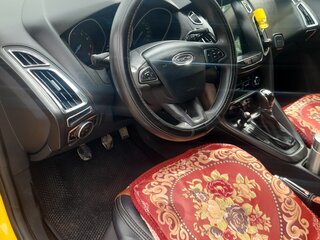 2016 Ford Focus III Рестайлинг, жёлтый, 730000 рублей, вид 5