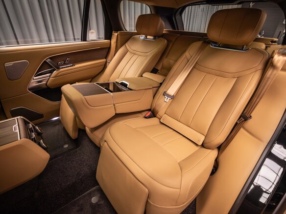2025 Land Rover Range Rover P530 MHEV Long V, чёрный, 24500000 рублей - вид 12