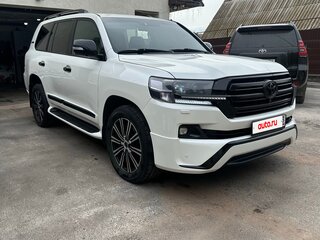 2015 Toyota Land Cruiser 200 Series Рестайлинг 1, белый, 4400000 рублей, вид 2