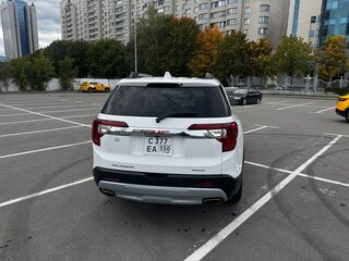 2020 GMC Acadia II Рестайлинг, белый, 3200000 рублей, вид 5