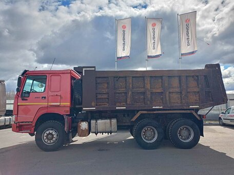 2011 Sinotruk Howo Прочие Кабины, красный, 1000000 рублей, вид 2