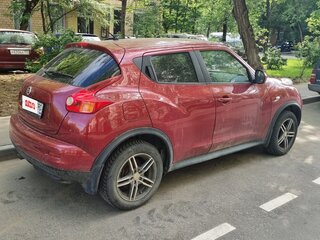 2012 Nissan Juke I, красный, 1050000 рублей, вид 4
