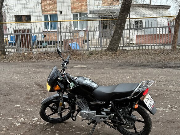 2021 Yamaha YBR125, чёрный, 240000 рублей - вид 2