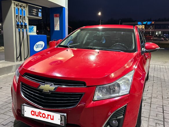 2013 Chevrolet Cruze I Рестайлинг, красный, 800000 рублей - вид 6