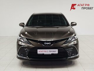 2021 Toyota Camry VIII (XV70) Рестайлинг, коричневый, 3858000 рублей, вид 2