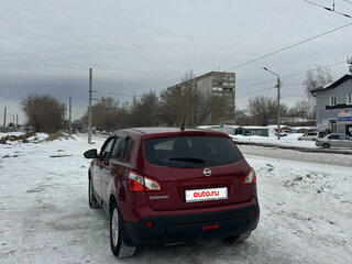 2010 Nissan Qashqai I Рестайлинг, красный, 1150000 рублей, вид 4