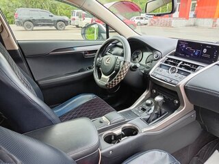 2019 Lexus NX 300h I Рестайлинг, белый, 3800000 рублей, вид 3