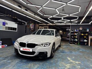 2015 BMW 3 серии 320i VI (F3x) Рестайлинг, белый, 2500000 рублей, вид 3