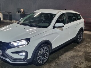 2024 Lada (ВАЗ) Vesta SW Cross I Рестайлинг (NG), белый, 1450000 рублей, вид 2