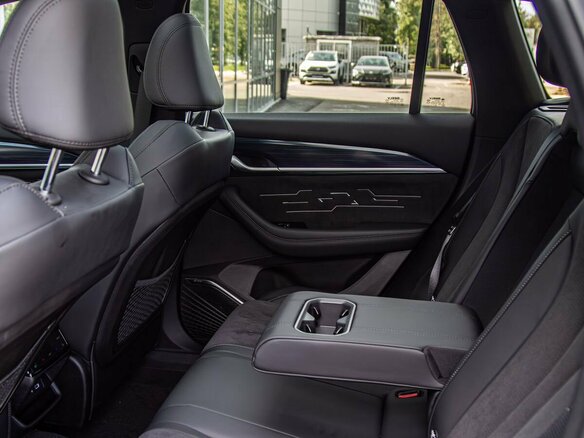2025 Geely Monjaro I, серый, 4954990 рублей - вид 14
