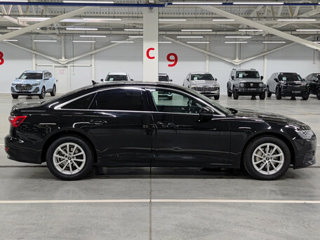 2021 Audi A6 40 TFSI V (C8), чёрный, 2410000 рублей, вид 4