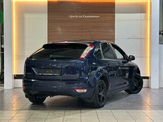 2010 Ford Focus II Рестайлинг, серый, 450000 рублей, вид 4