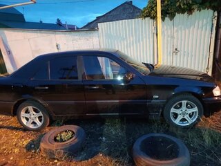 1996 Mercedes-Benz C-Класс 180 (PMS) I (W202), синий, 310000 рублей, вид 2