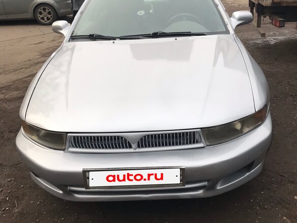 2000 Mitsubishi Galant VIII Рестайлинг, серый, 230000 рублей - вид 2