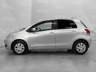 2008 Toyota Vitz II (XP90), серый, 499000 рублей, вид 2