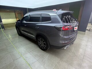 2023 Chery Tiggo 8 Pro e+, серый, 2400000 рублей, вид 5