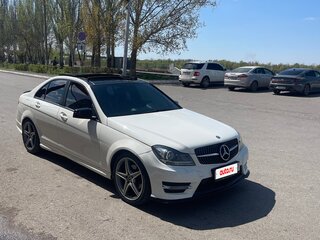 2012 Mercedes-Benz C-Класс 180 BlueEFFICIENCY III (W204) Рестайлинг, белый, 1500000 рублей, вид 3