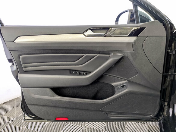 2021 Volkswagen Passat B8 Рестайлинг, чёрный, 2245000 рублей - вид 19