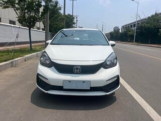 2023 Honda Fit IV Рестайлинг, белый, 1100000 рублей, вид 1