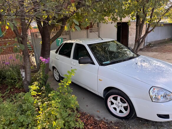 2013 Lada (ВАЗ) Priora I, белый - вид 4