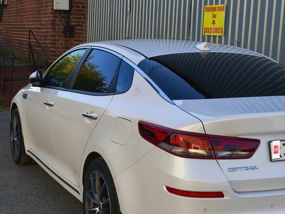 2018 Kia Optima IV Рестайлинг, белый, 1830000 рублей - вид 6