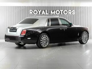 2019 Rolls-Royce Phantom VIII (Series I), фиолетовый, 38000000 рублей, вид 5