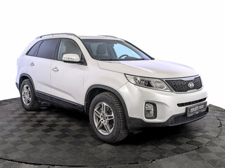2018 Kia Sorento II Рестайлинг, белый, 1765000 рублей, вид 3