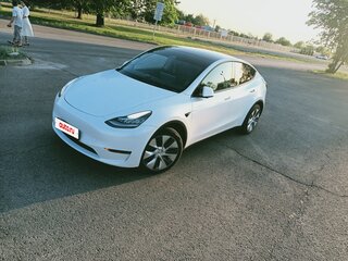 2023 Tesla Model Y Long Range I, белый, 5500000 рублей, вид 1