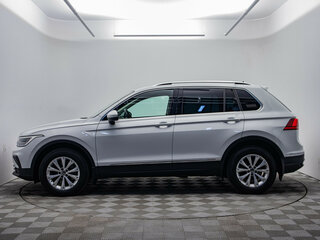 2021 Volkswagen Tiguan II Рестайлинг, белый, 2748000 рублей, вид 2