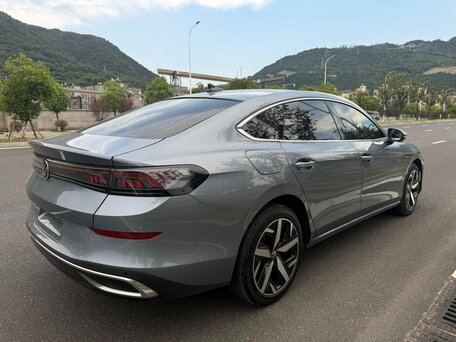 2022 Volkswagen Lamando I Рестайлинг, серебристый, 1544973 рублей, вид 4