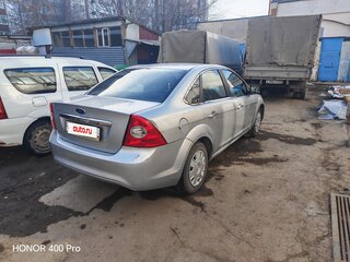 2008 Ford Focus II Рестайлинг, серебристый, 380000 рублей, вид 4