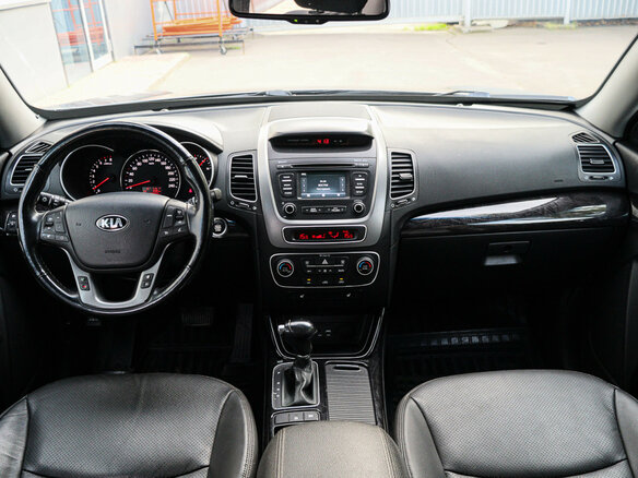 2018 Kia Sorento II Рестайлинг, серый, 2390000 рублей - вид 9