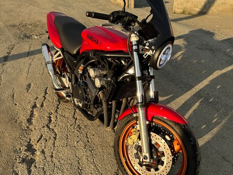 1997 Yamaha FZ400, красный, 230000 рублей, вид 1