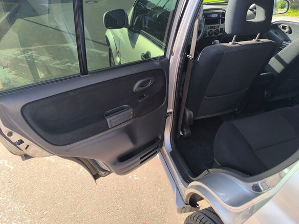 2005 Suzuki Grand Vitara I Рестайлинг, серебристый - вид 14