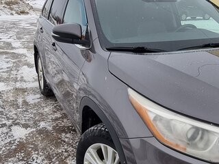 2015 Toyota Highlander III (XU50), серый, 3100000 рублей, вид 4