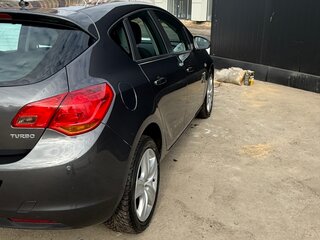 2011 Opel Astra J, серый, 1100000 рублей, вид 3