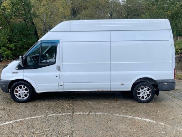 2011 Ford Transit, белый, 1100000 рублей - вид 8