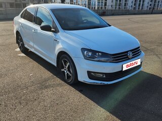 2017 Volkswagen Polo V Рестайлинг, белый, 980000 рублей, вид 3