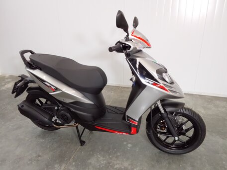 2025 Aprilia SR 125, серый, 243000 рублей, вид 5