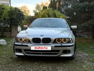 2001 BMW 5 серии 535i IV (E39) Рестайлинг, серебристый, 1599000 рублей, вид 2