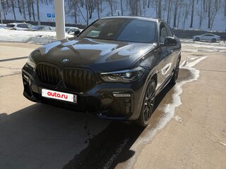 2022 BMW X6 40i III (G06), чёрный, 9700000 рублей, вид 2