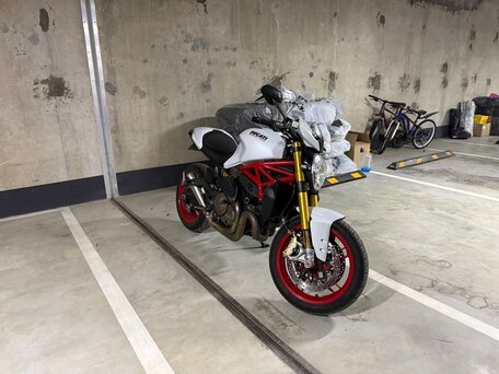 2015 Ducati Monster 821, белый, 680000 рублей, вид 1