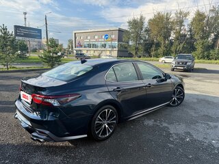2019 Toyota Camry VIII (XV70), синий, 2210000 рублей, вид 5