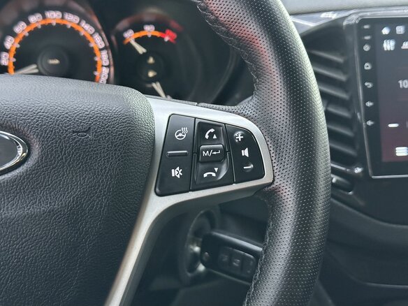 2021 Lada (ВАЗ) Vesta SW I, серебристый - вид 19
